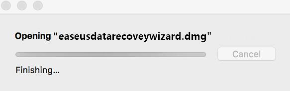DMGファイルをダブルクリックする