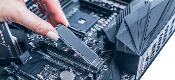 インストールm2 ssd ラップトップ