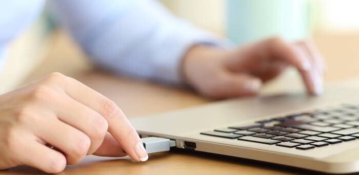 USBドライブからデータを復元する