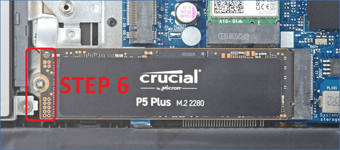 M.2 2280と3.3mmのネジを外す