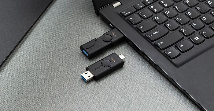 USBフラッシュドライブ